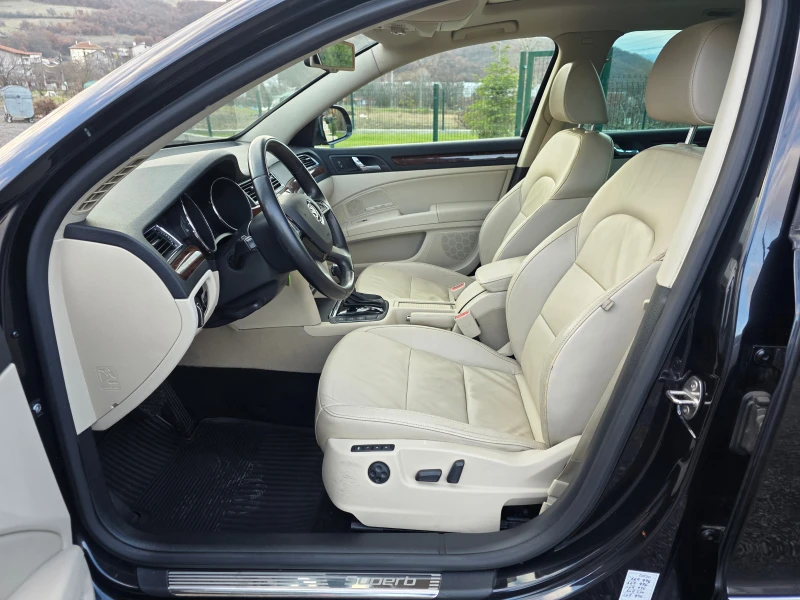 Skoda Superb 2.0TDI 170к.с. 4х4 LAURIN&KLEMENT, снимка 12 - Автомобили и джипове - 52909899