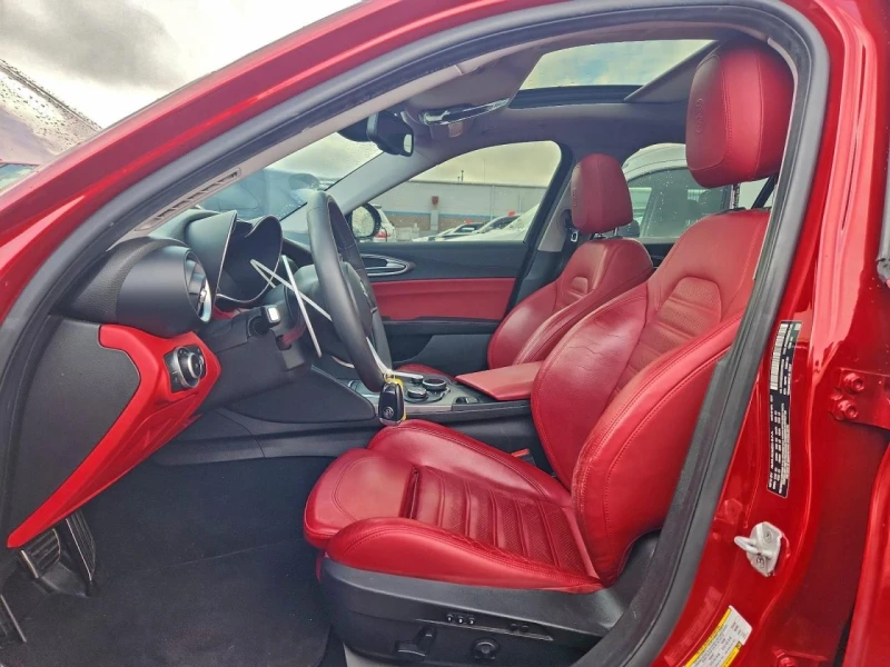 Alfa Romeo Giulia TI Q4/ФИНАНСИРАНЕ ОТ 455 ЛВ , снимка 7 - Автомобили и джипове - 53089905