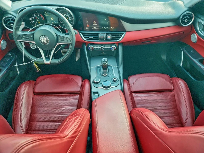 Alfa Romeo Giulia TI Q4/ФИНАНСИРАНЕ ОТ 455 ЛВ , снимка 8 - Автомобили и джипове - 53089905