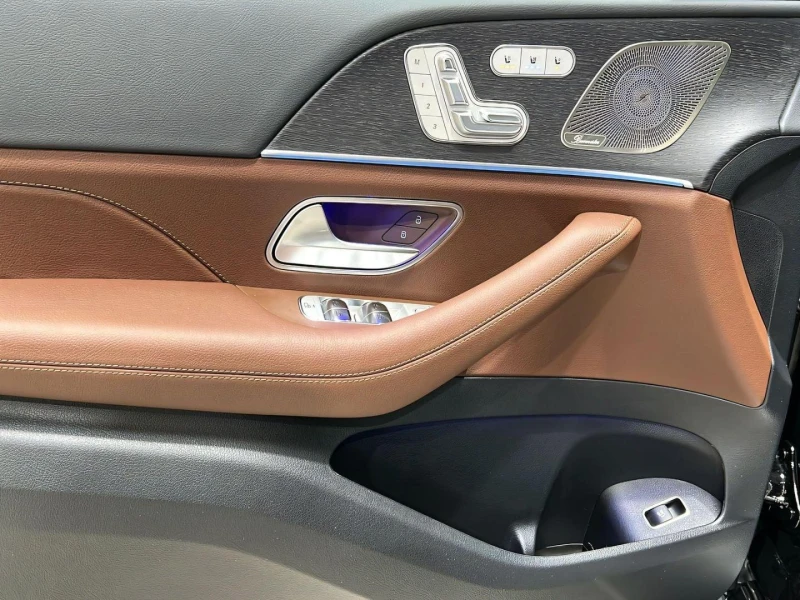 Mercedes-Benz GLS 450 d 4MATIC  AMG Line, снимка 11 - Автомобили и джипове - 53472580