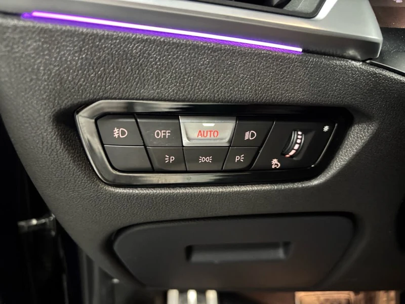 BMW 330 M-Package * CARFAX * АвтоКредит * (ЦЕНА ДО БГ), снимка 14 - Автомобили и джипове - 53502171