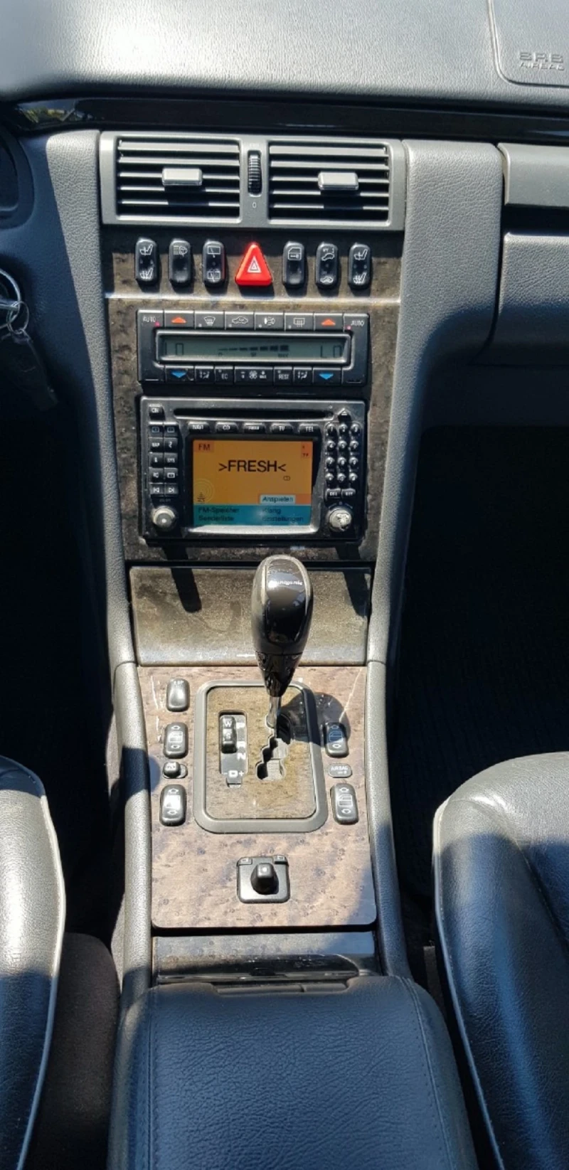 Mercedes-Benz E 320 CDI, снимка 7 - Автомобили и джипове - 53506977