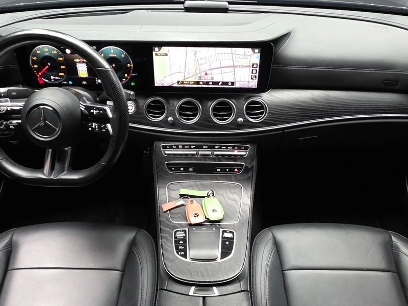 Mercedes-Benz E 220 E220d 4MATIC AMG Line| 143к.с.| ВКЛ.ТЕХНОТЕСТ, снимка 7 - Автомобили и джипове - 55701393