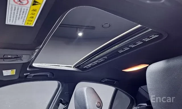 BMW 320 D M пакет Head up Шибидах Памет Подгрев, снимка 14 - Автомобили и джипове - 55729182