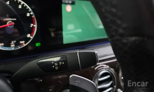 Mercedes-Benz S 560 L 4MATIC AMG Line, снимка 16 - Автомобили и джипове - 55847465