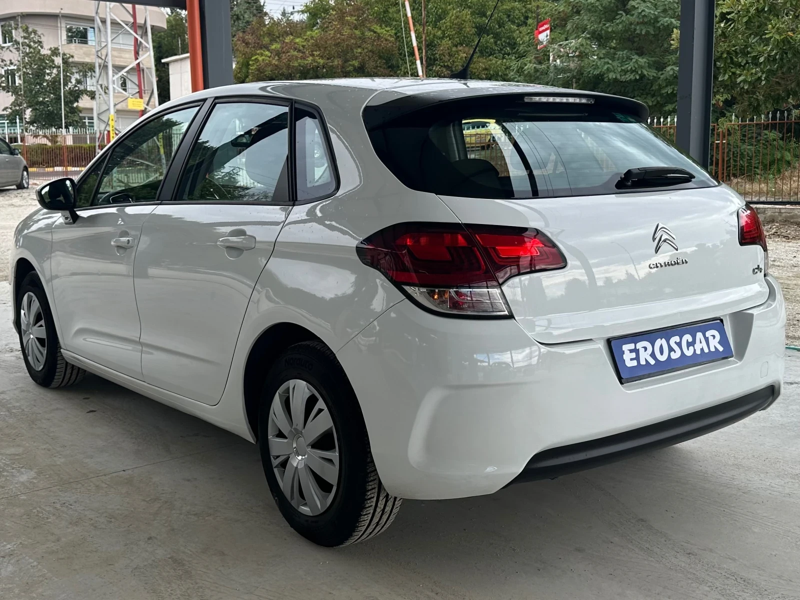 Citroen C4 1.2/e-THP/68.000km.!!/EURO6 - изображение 4