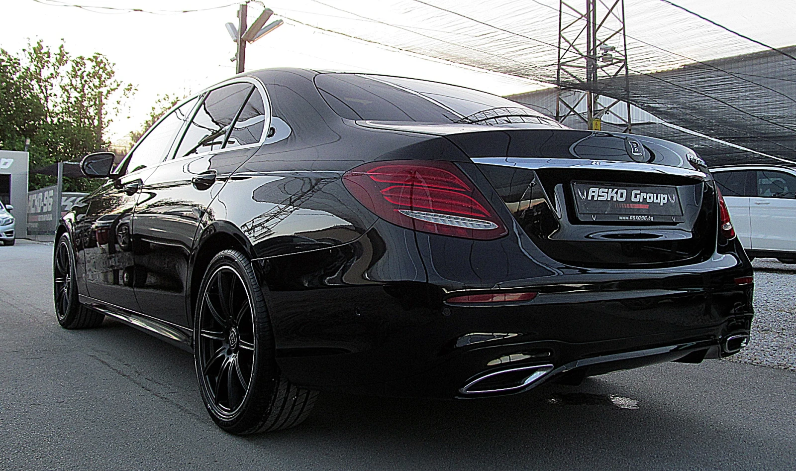 Mercedes-Benz E 220 BRABUS/PANORAMA/DIGITAL/360-kamera/9gt/ЛИЗИНГ - изображение 4