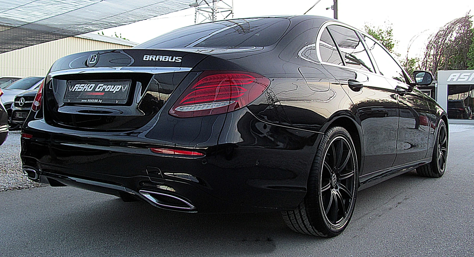 Mercedes-Benz E 220 BRABUS/PANORAMA/DIGITAL/360-kamera/9gt/ЛИЗИНГ - изображение 6