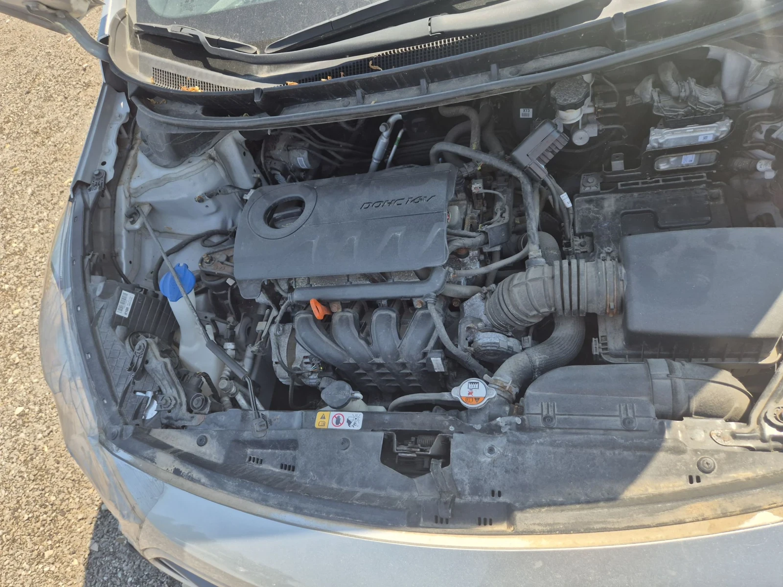 Hyundai I30 1.4, 80000km - изображение 8