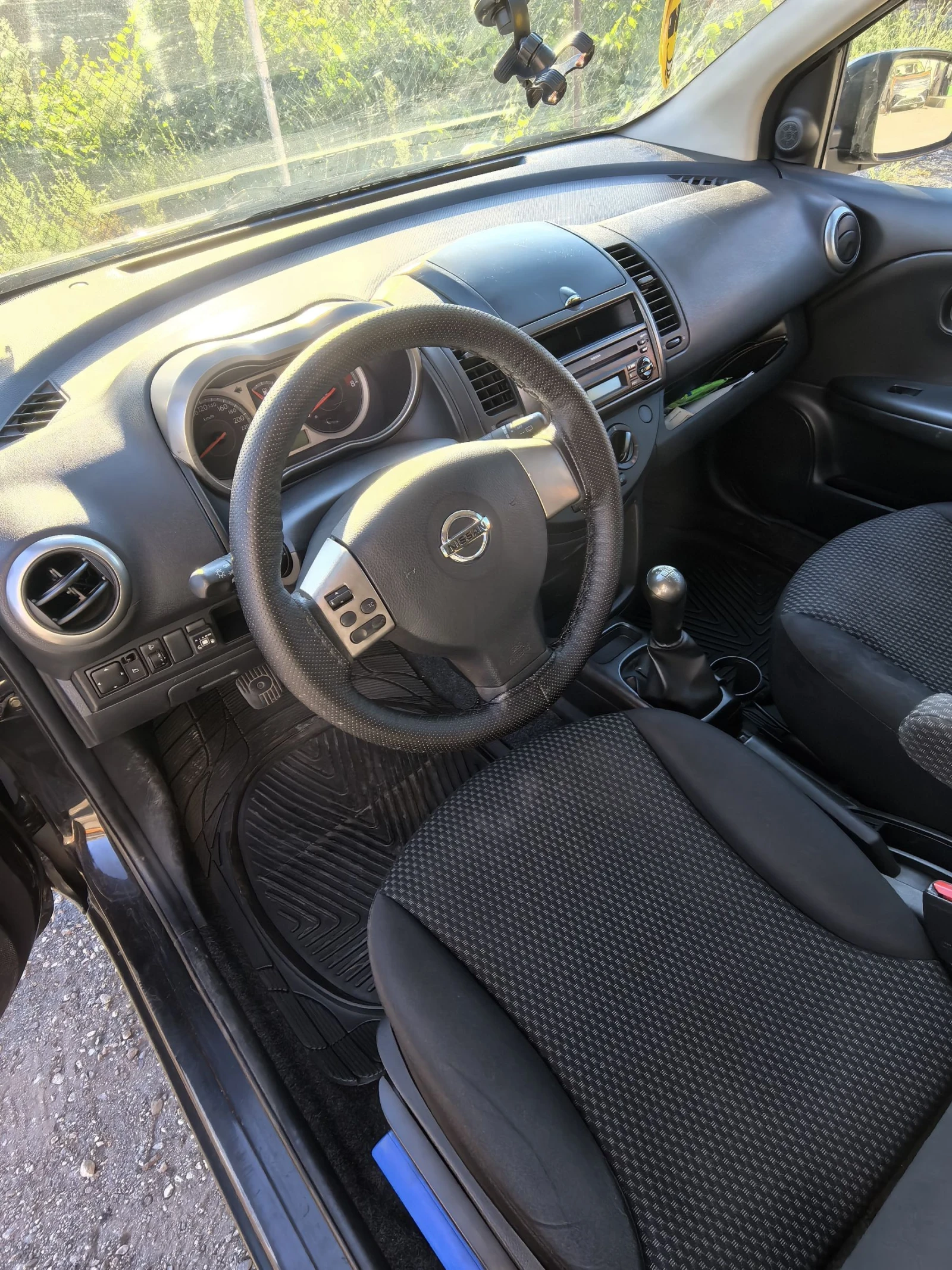Nissan Note 1.4i - изображение 9
