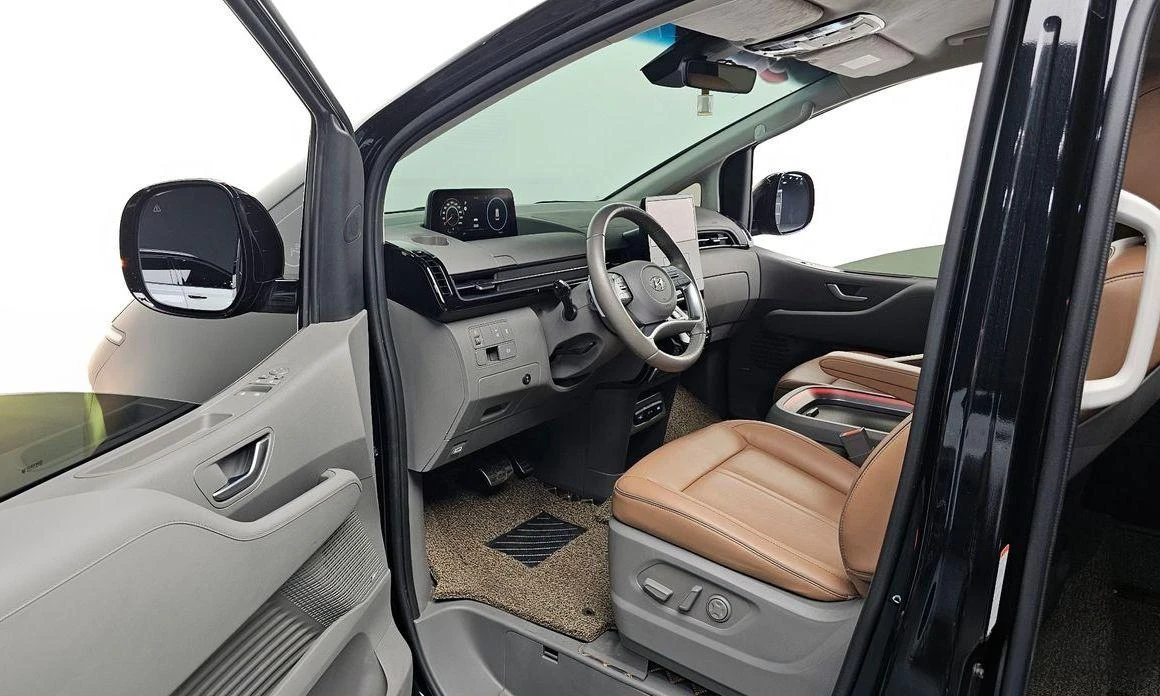 Hyundai Staria L3.5 Lounge 9-Seater Inspiration | Mobile.bg   11