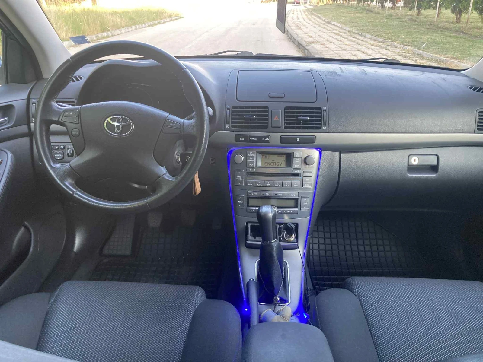 Toyota Avensis  - изображение 6