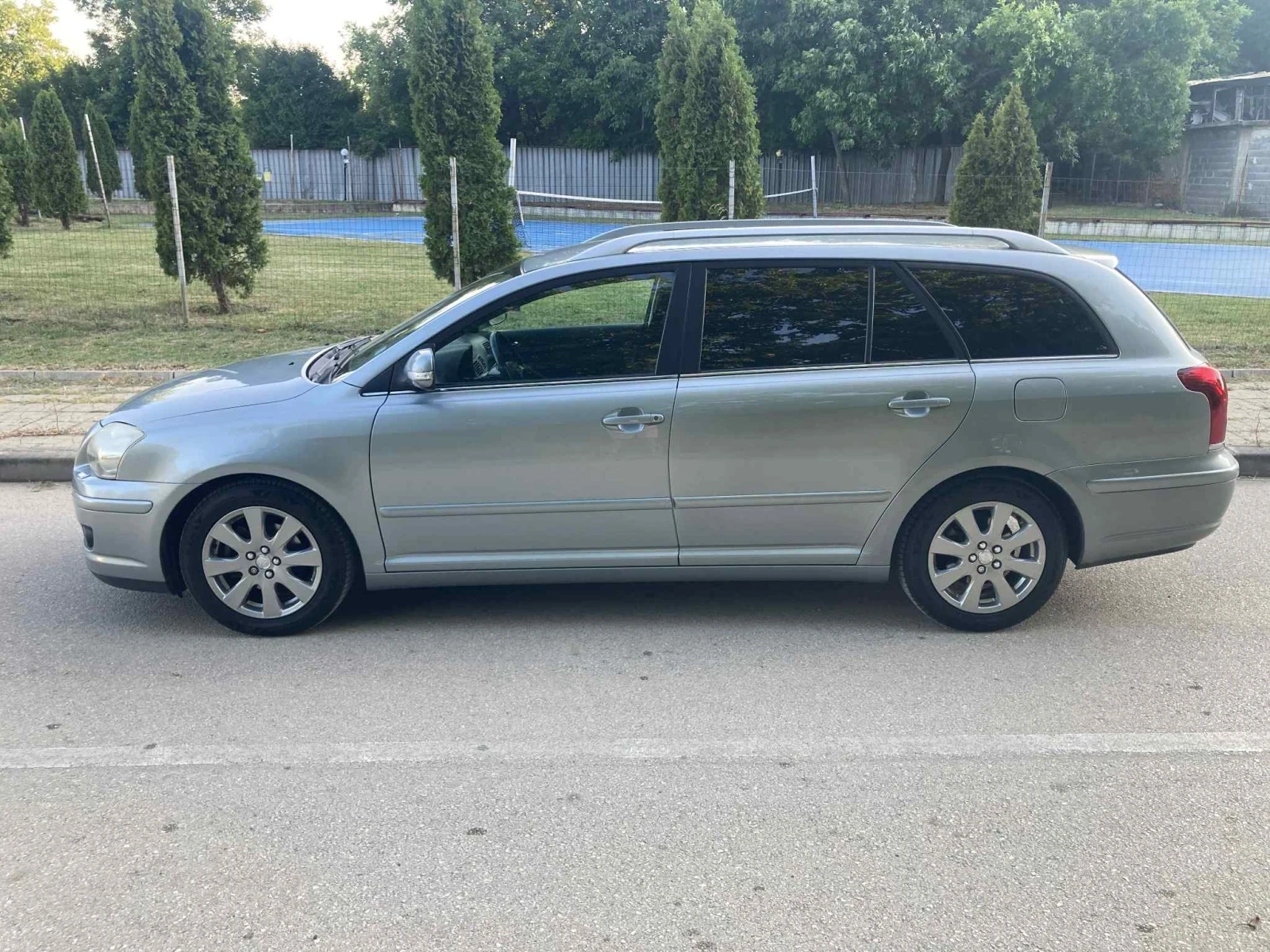 Toyota Avensis  - изображение 3