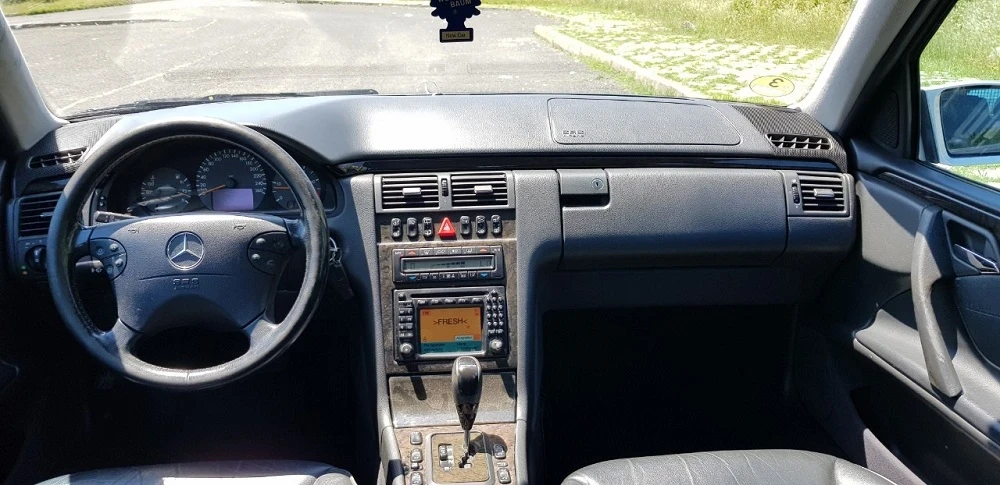Mercedes-Benz E 320 CDI - изображение 6