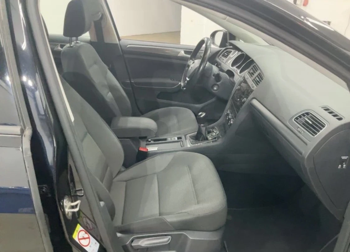 VW Golf 2.0 TDI Comfortline Bluemotion, снимка 7 - Автомобили и джипове - 53821059