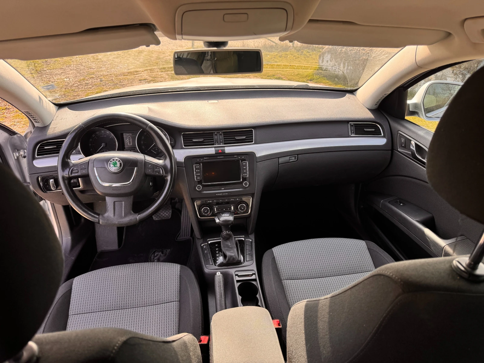 Skoda Superb, снимка 4 - Автомобили и джипове - 53856952