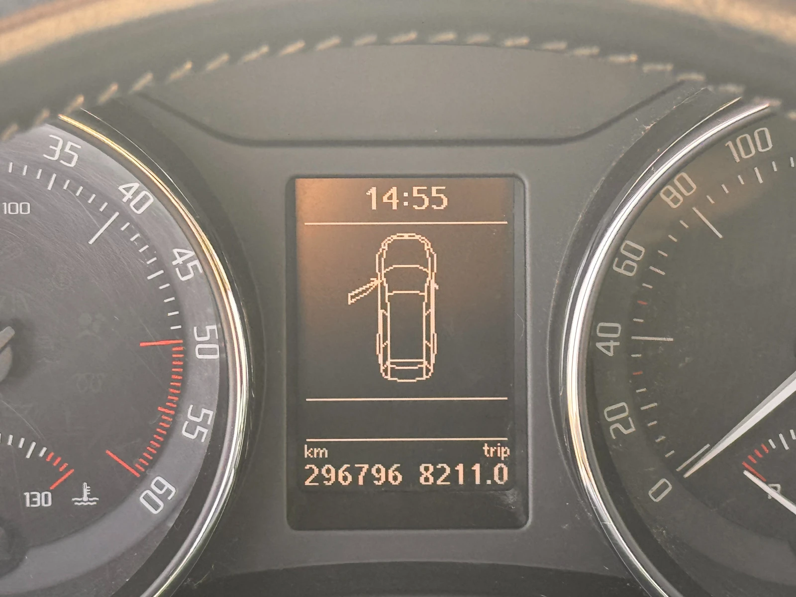 Skoda Superb, снимка 3 - Автомобили и джипове - 53856952