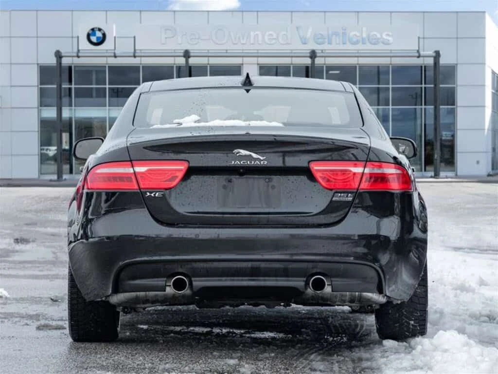 Jaguar XE * 35t AWD R Sport / AS IS SPECIAL / * CARFAX * ЦЕН, снимка 8 - Автомобили и джипове - 53862548