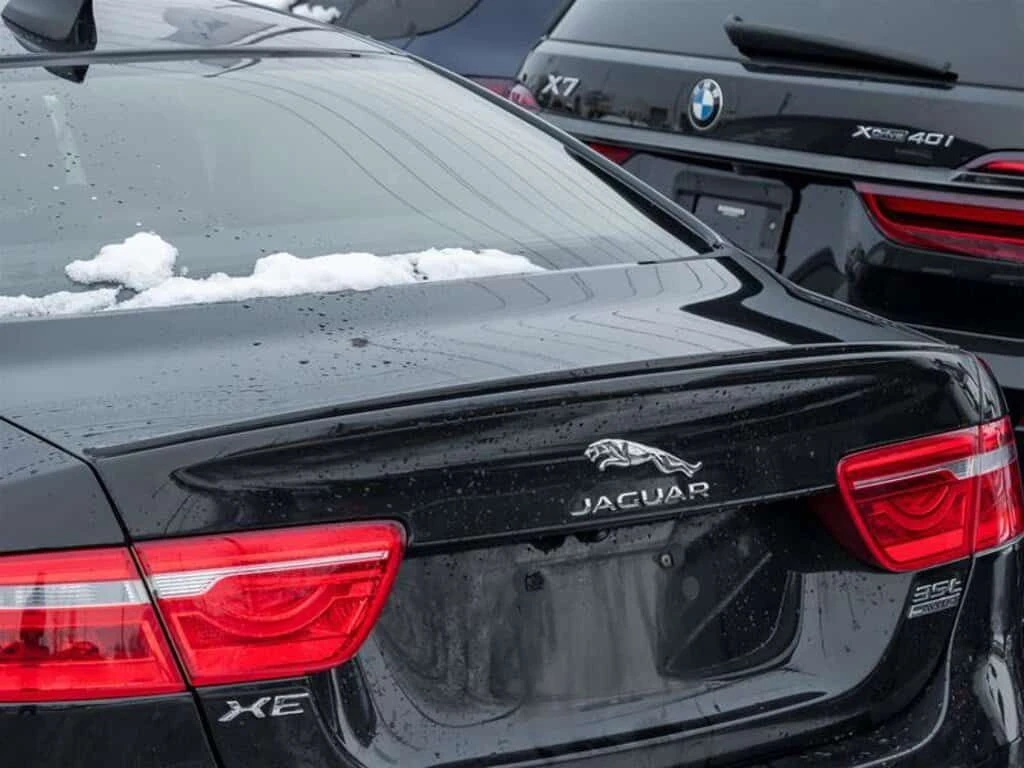 Jaguar XE * 35t AWD R Sport / AS IS SPECIAL / * CARFAX * ЦЕН, снимка 6 - Автомобили и джипове - 53862548