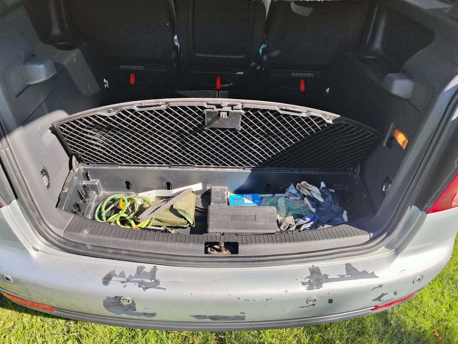 VW Touran, снимка 14 - Автомобили и джипове - 54919233