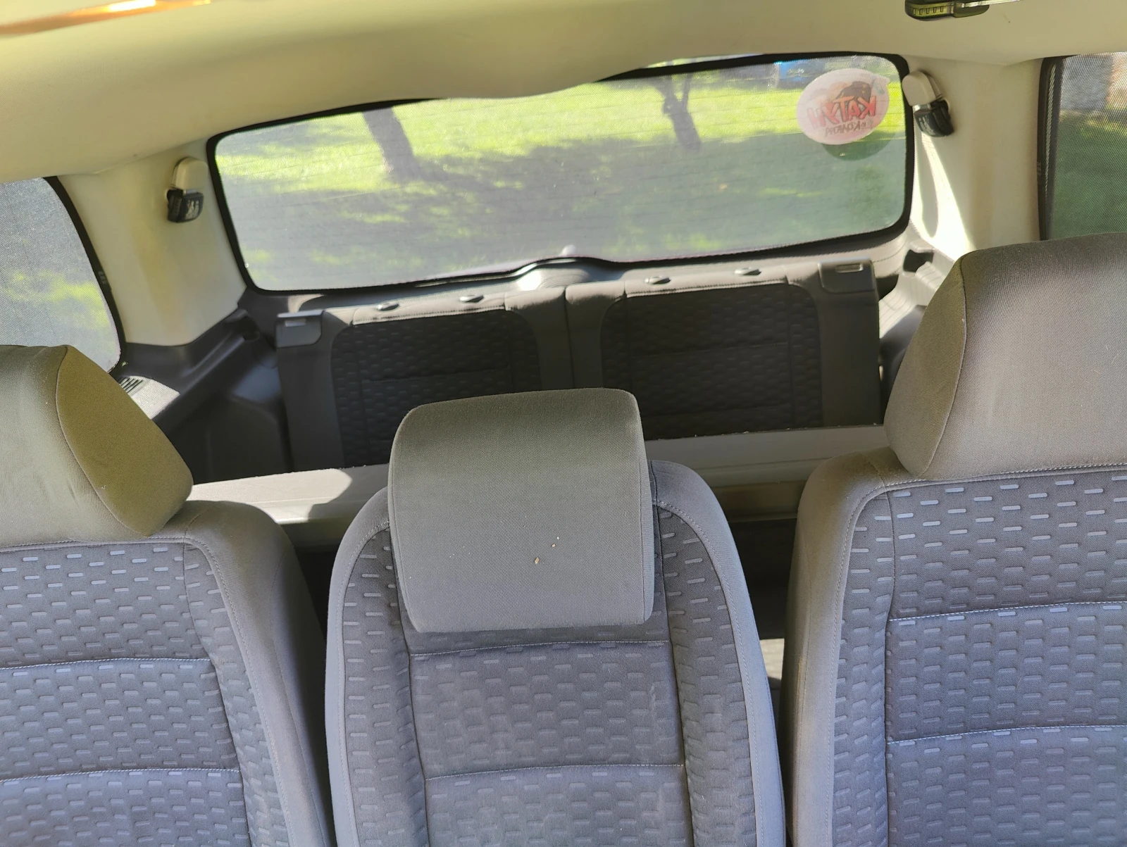 VW Touran, снимка 13 - Автомобили и джипове - 54919233