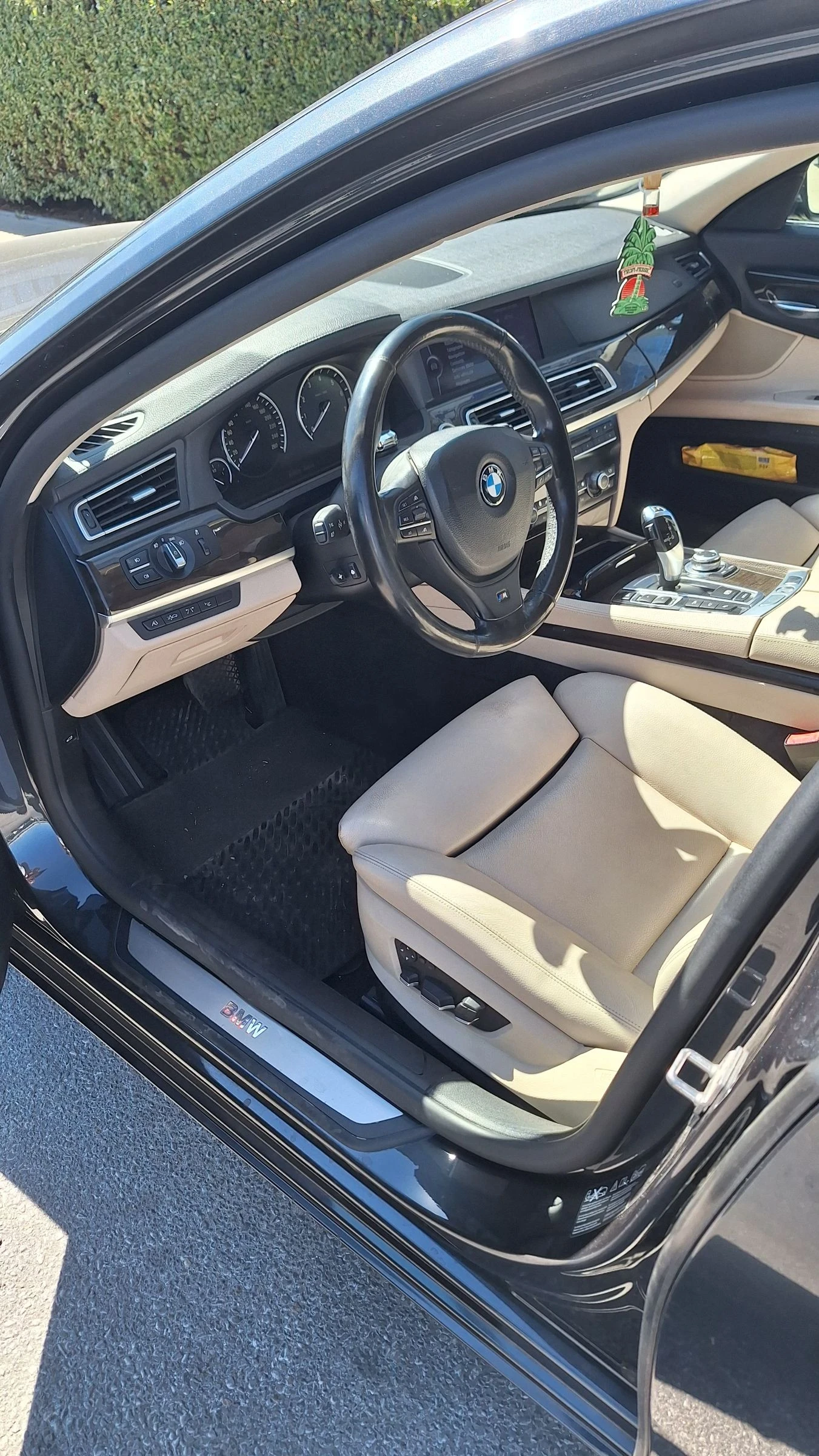 BMW 750, снимка 5 - Автомобили и джипове - 55166845