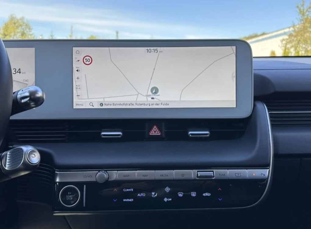 Hyundai Ioniq 5 ГАРАНЦИЯ/Techniq PIXEL ACC CAM, снимка 13 - Автомобили и джипове - 55477177