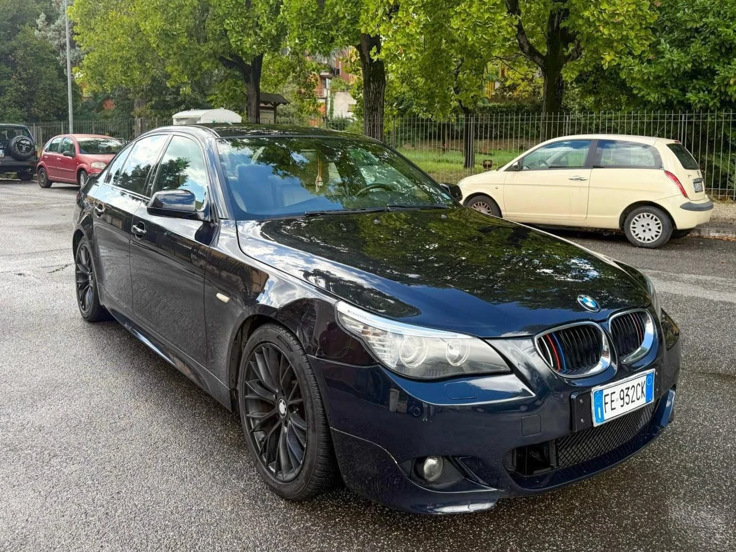 BMW 520 520, снимка 2 - Автомобили и джипове - 55557063