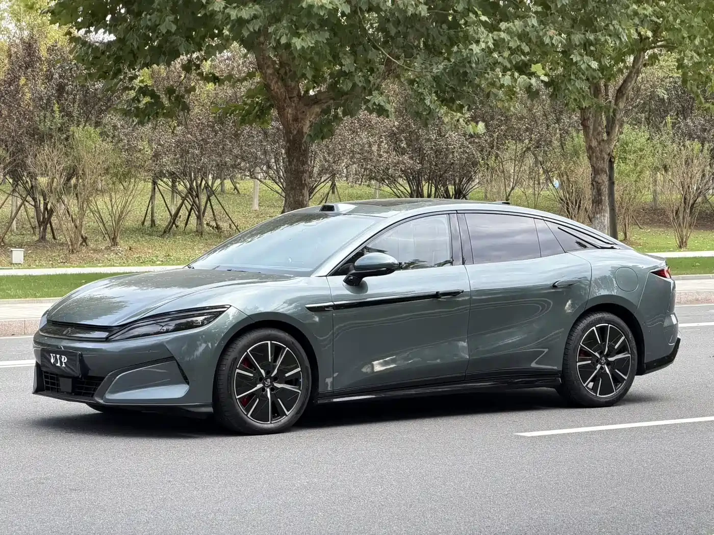 BYD HAN L 2025 DM-i 200KM LiDAR Flagship | Mobile.bg � ����������� 3