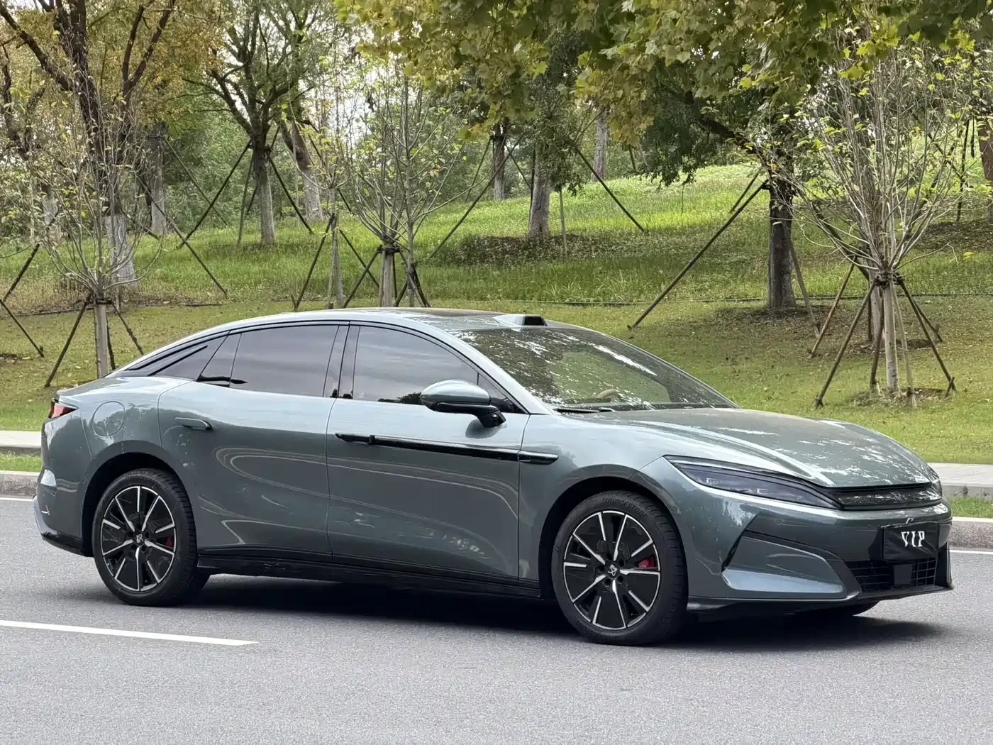 BYD HAN L 2025 DM-i 200KM LiDAR Flagship