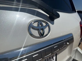 Toyota Sequoia PLATINUM * * 4X4 * * CARFAX * * АВТО КРЕДИТ * * , снимка 7