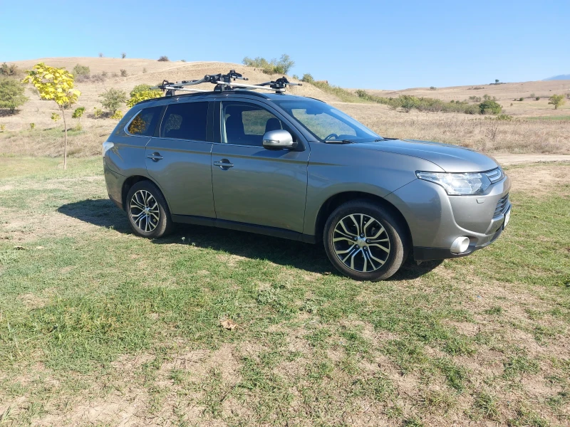 Mitsubishi Outlander 2.2 DID, снимка 3 - Автомобили и джипове - 47323109