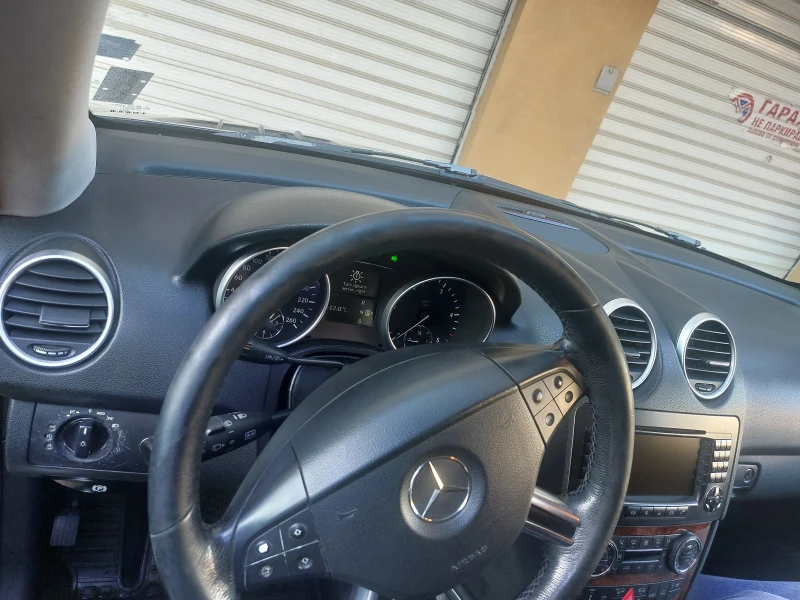 Mercedes-Benz ML 320 CDI 4MATIC, снимка 5 - Автомобили и джипове - 48395984