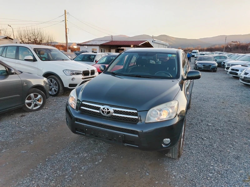 Toyota Rav4 2.2 D4D , снимка 6 - Автомобили и джипове - 49523341