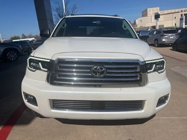 Toyota Sequoia PLATINUM * * 4X4 * * CARFAX * * АВТО КРЕДИТ * * , снимка 2 - Автомобили и джипове - 54034537