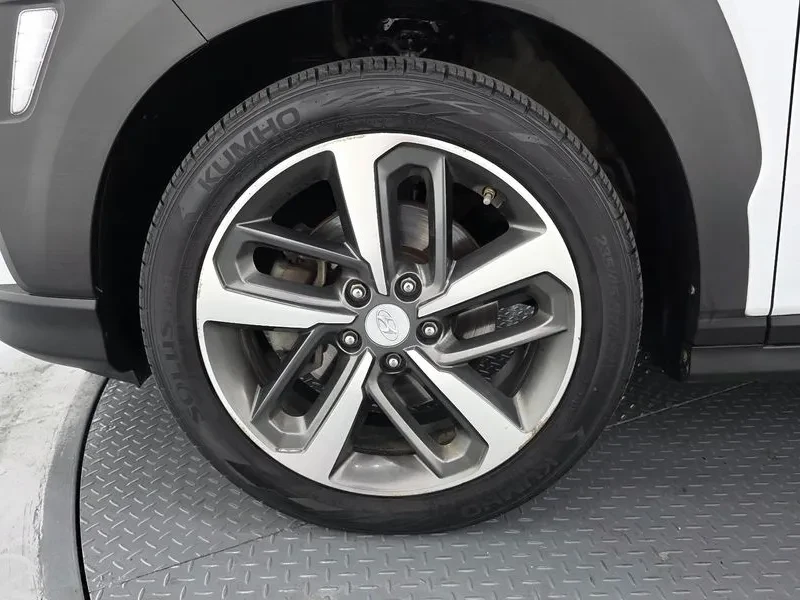 Hyundai Kona 1.6Т, снимка 5 - Автомобили и джипове - 54257152