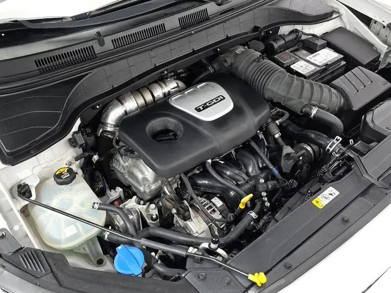 Hyundai Kona 1.6Т, снимка 6 - Автомобили и джипове - 54257152