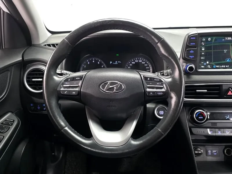 Hyundai Kona 1.6Т, снимка 13 - Автомобили и джипове - 54257152