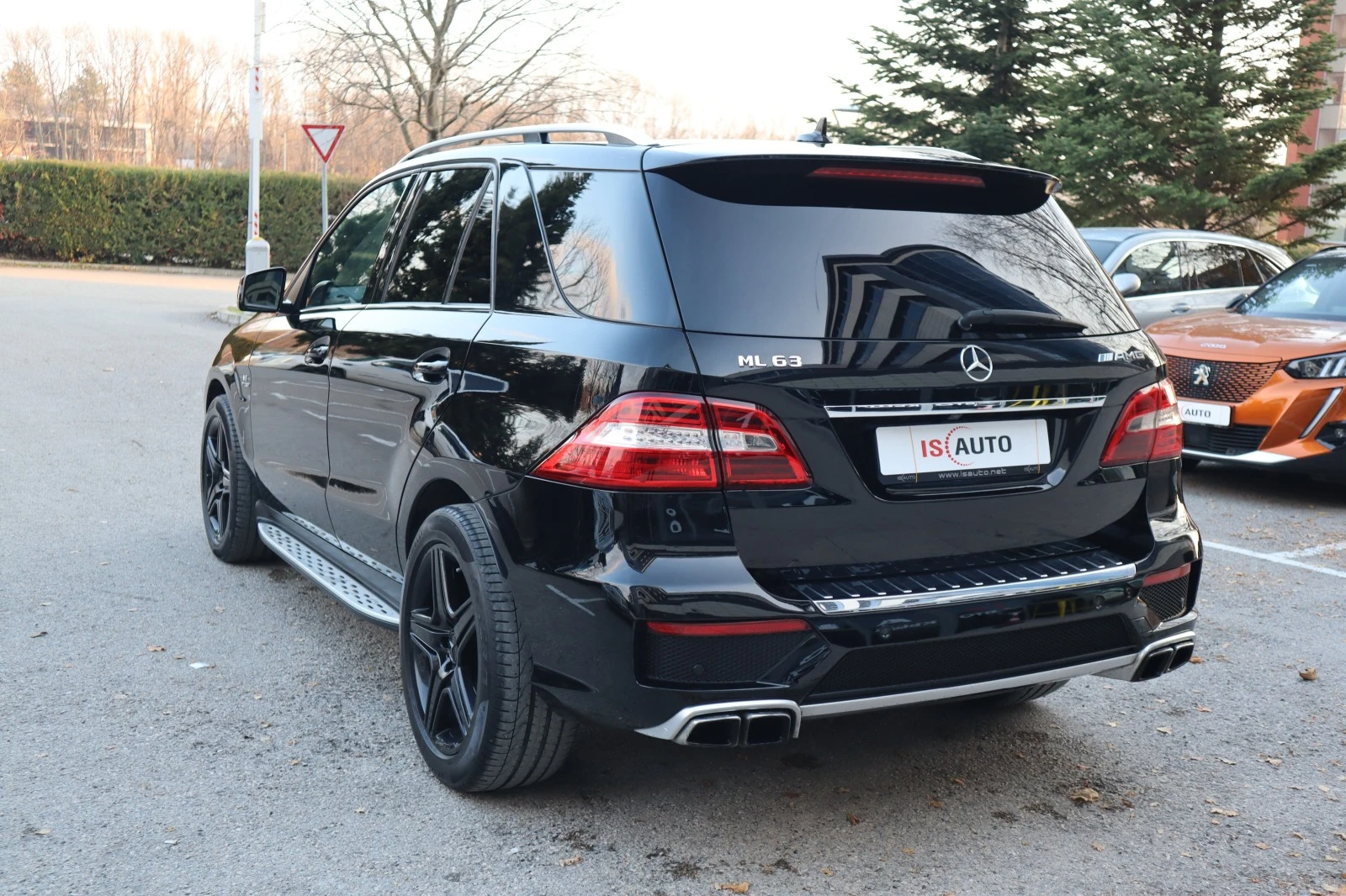 Mercedes-Benz ML 63 AMG Harman&Kardon/Distronic/Панорама/ - изображение 5