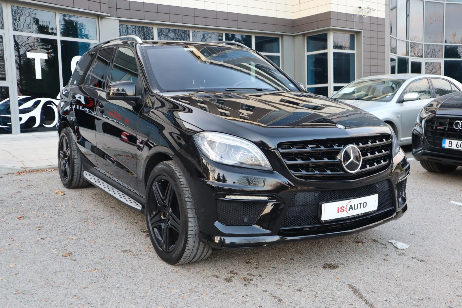 Mercedes-Benz ML 63 AMG Harman&Kardon/Distronic/Панорама/ - изображение 3