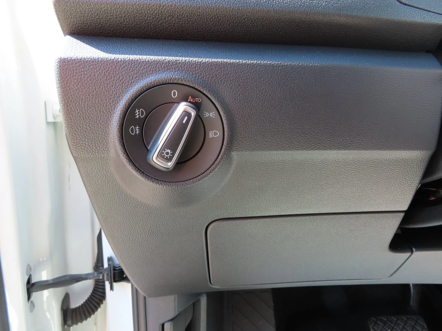 VW T-Roc VW T- Roc Design 2.0 TDI SCR DSG | Mobile.bg � ����������� 12