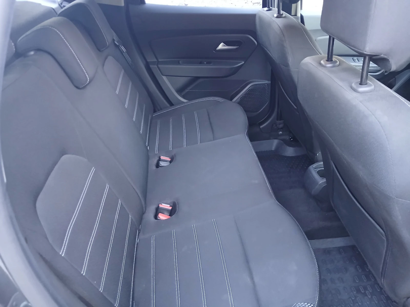 Dacia Duster 1.5 DCI 4Х4 - изображение 7