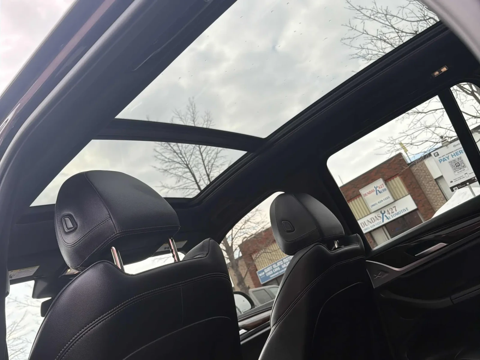 BMW X3 * xDrive30i * CARFAX * ПАНО * KEYLESS * ПОДГРЕВИ - изображение 9