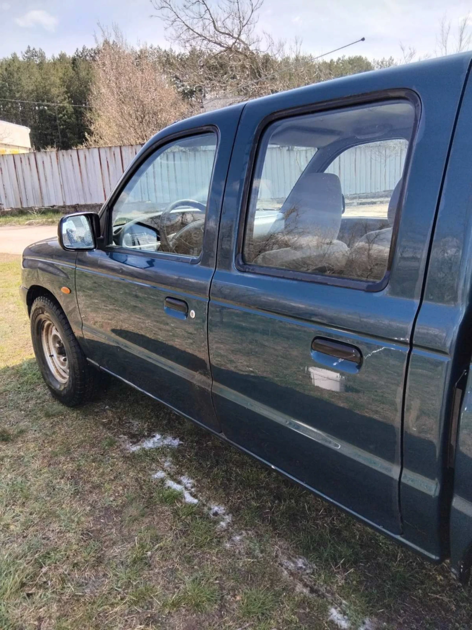 Mazda B2500 2.5 TDI, снимка 3 - Автомобили и джипове - 53992352