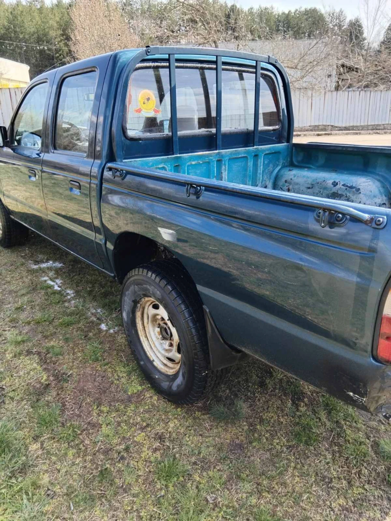 Mazda B2500 2.5 TDI, снимка 4 - Автомобили и джипове - 53992352