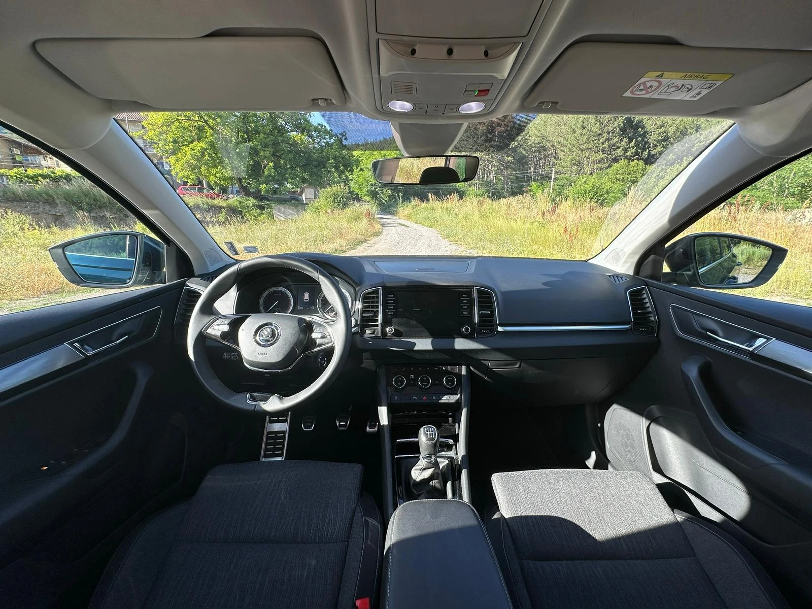 Skoda Karoq 1.5 TSI, снимка 9 - Автомобили и джипове - 55082172