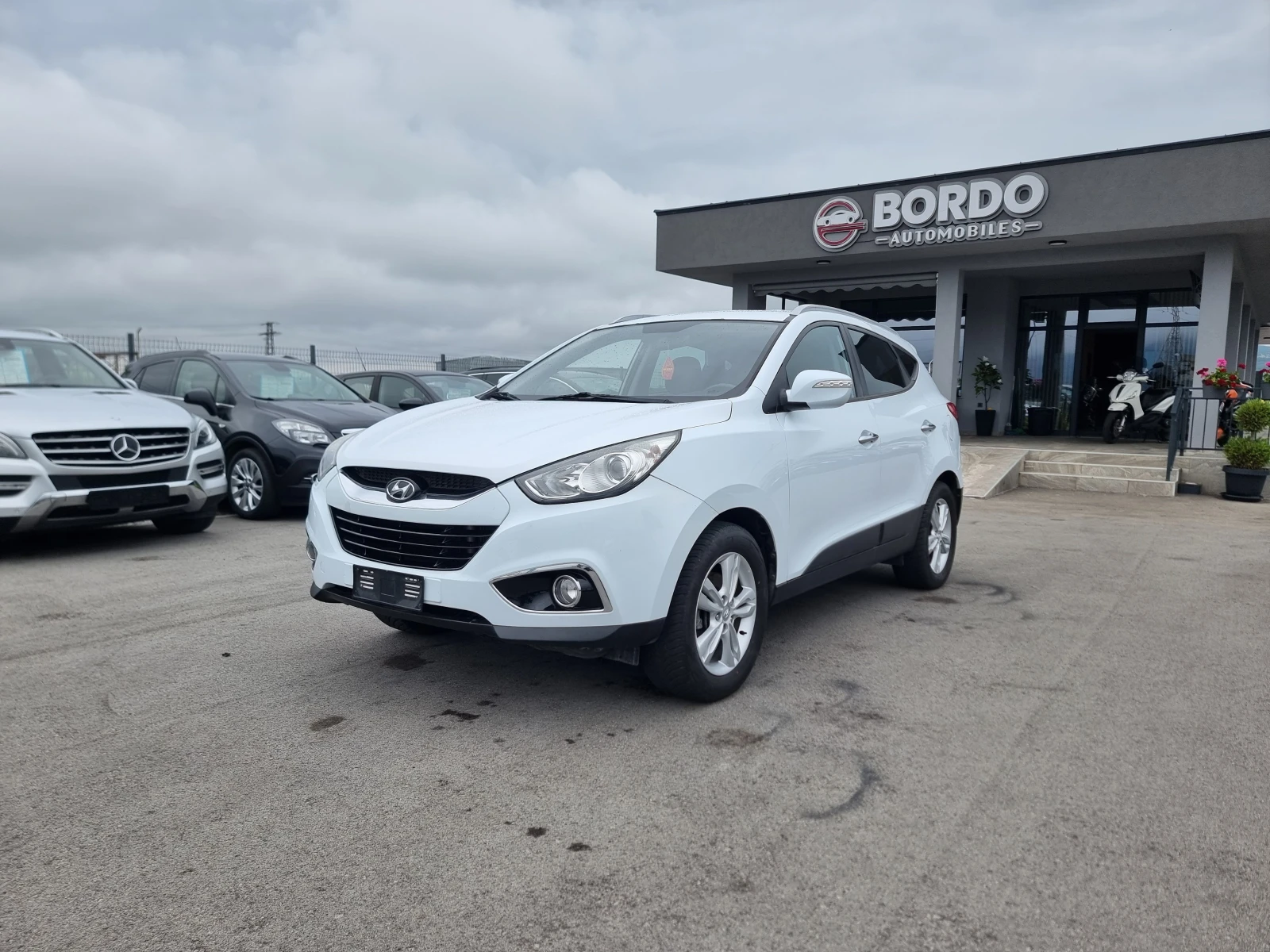 Hyundai IX35 2.0CRDI 4X4, снимка 3 - Автомобили и джипове - 55129223