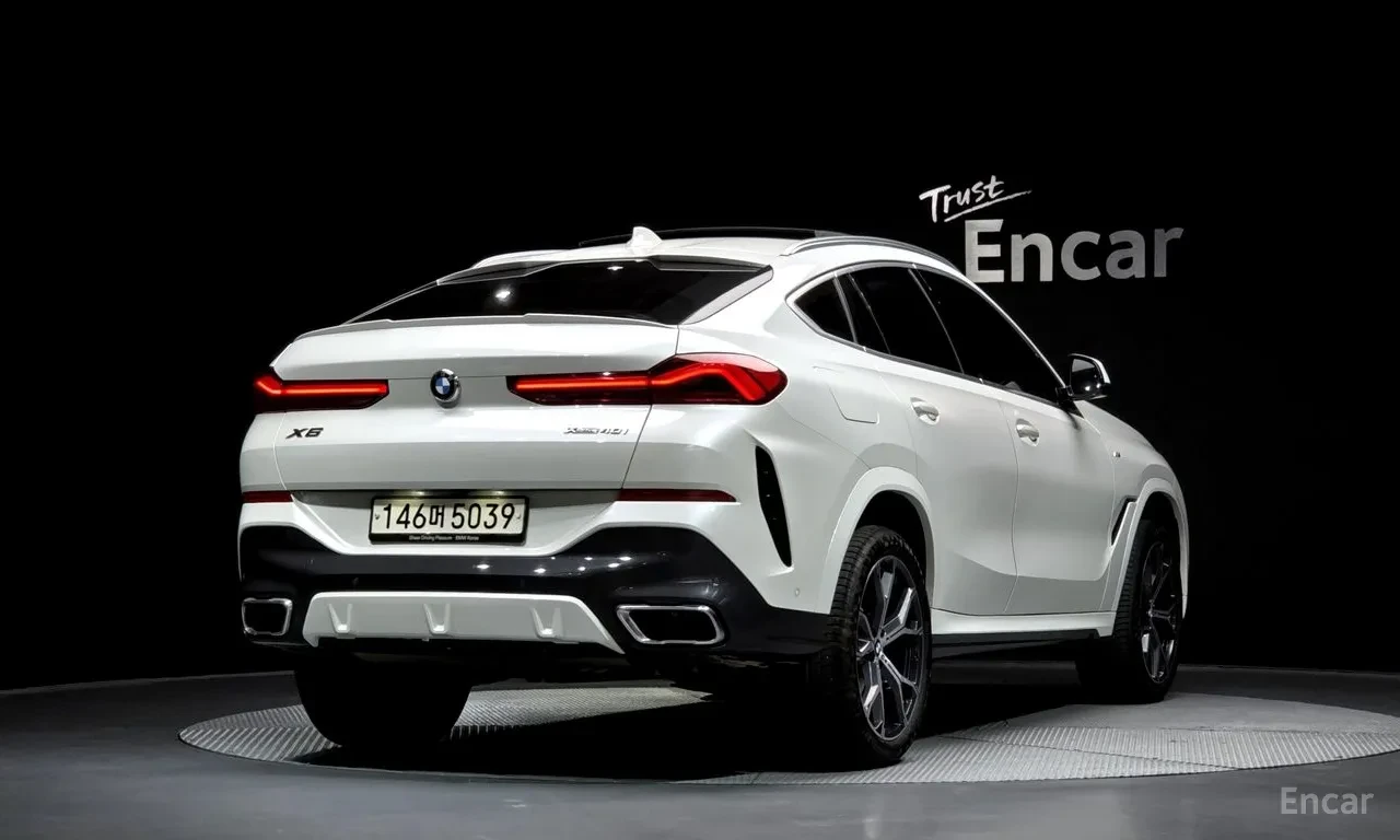 BMW X6 xDrive40i | HARMAN&K| HUD| M Exhaust| SOFT| LASER, снимка 3 - Автомобили и джипове - 55588644
