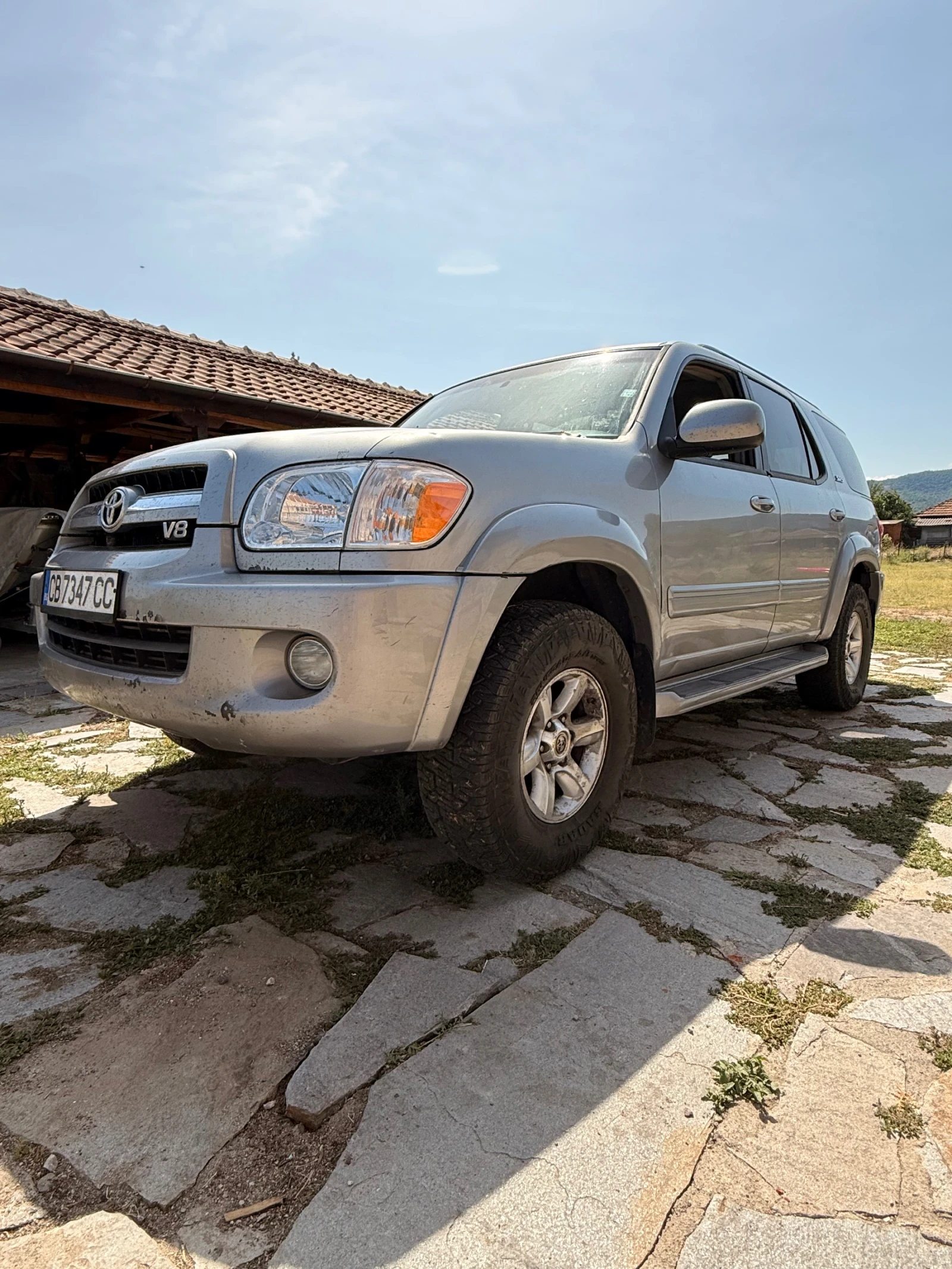 Toyota Sequoia Sr5, снимка 2 - Автомобили и джипове - 55874369