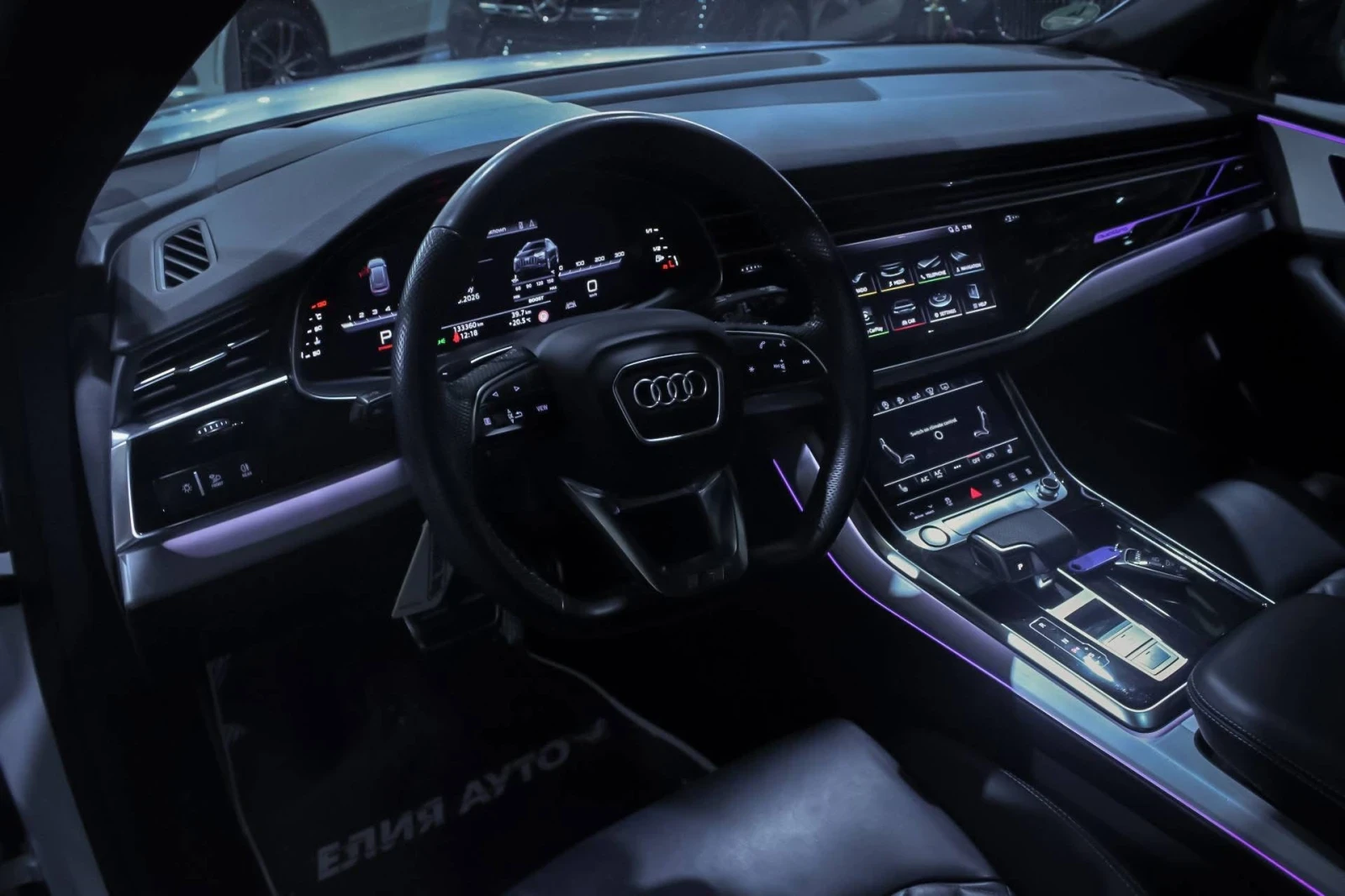 Audi SQ8 4.0D V8 MATRIX B&O ПАНО ЛИЗИНГ 100%, снимка 11 - Автомобили и джипове - 56708847